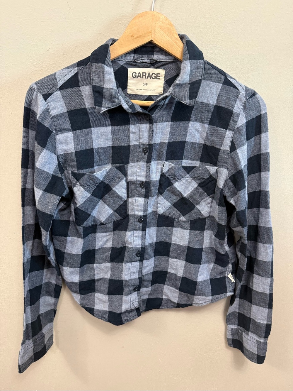 Garage Women's Black & Light Gray Plaid Button-Down Shirt Small